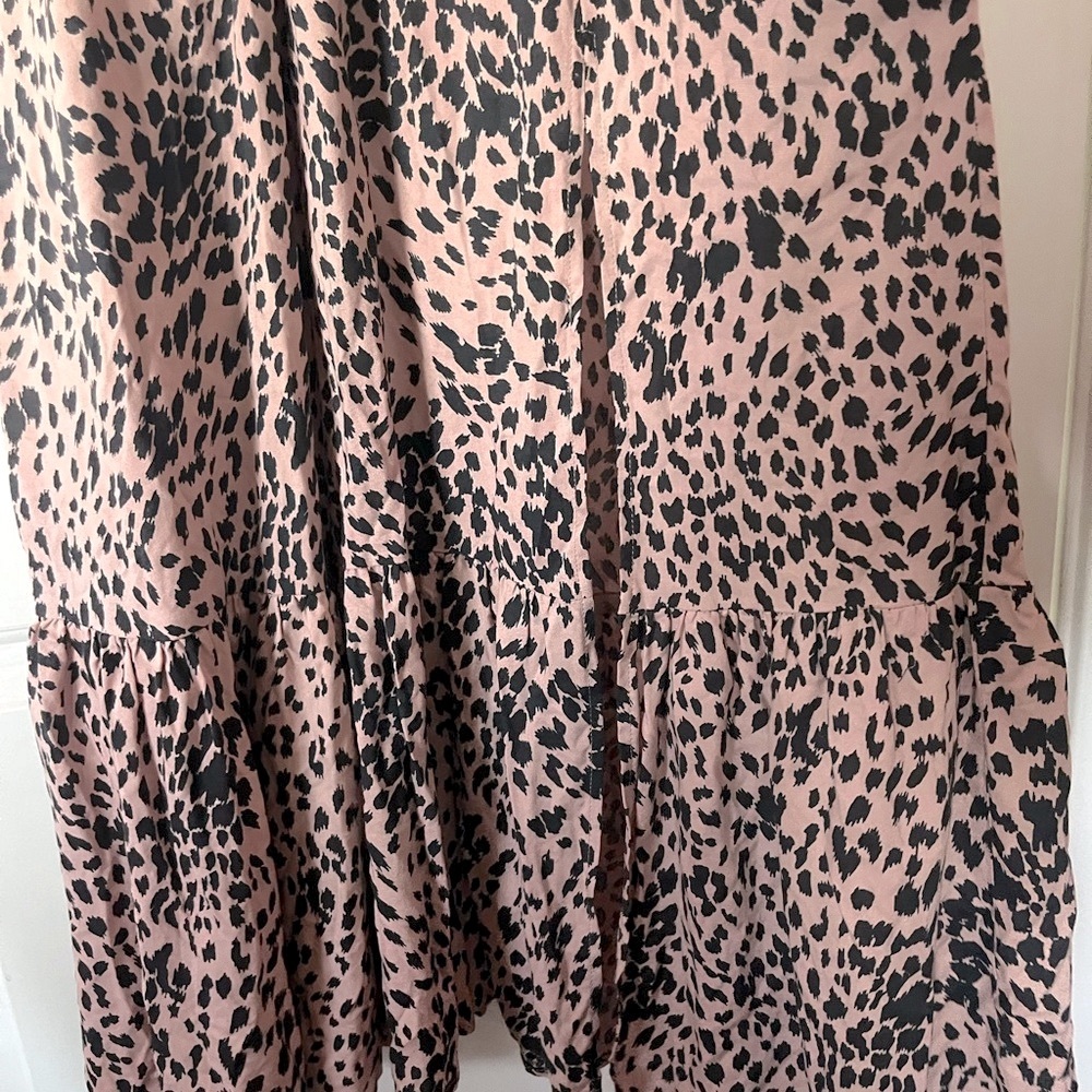 Stillwater Jessie V Neck Ruffle Midi Dress in Pebbles Soft Pink - Medium - Picture 10 of 11